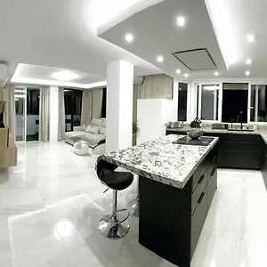 https://apartamento-imperio-2-marbella-centro.1costadelsol.com